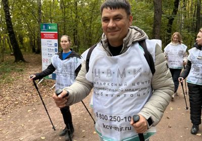 Первая тренировка по скандинавской ходьбе